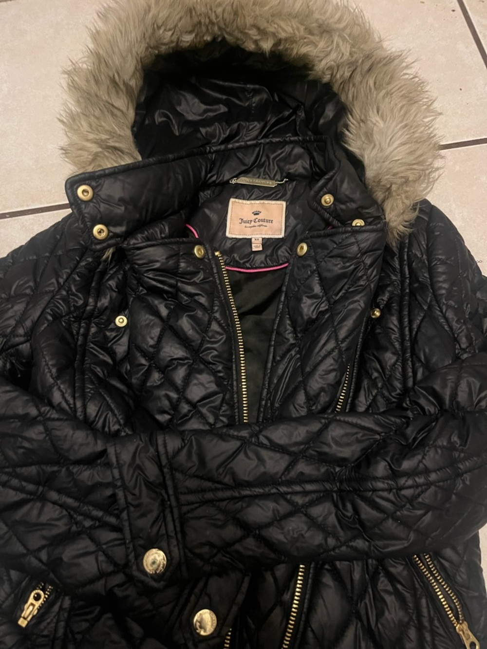 Juicy Couture Black Quilted Puffer Jacket with Faux Fur Trim - Picture 7 of 9